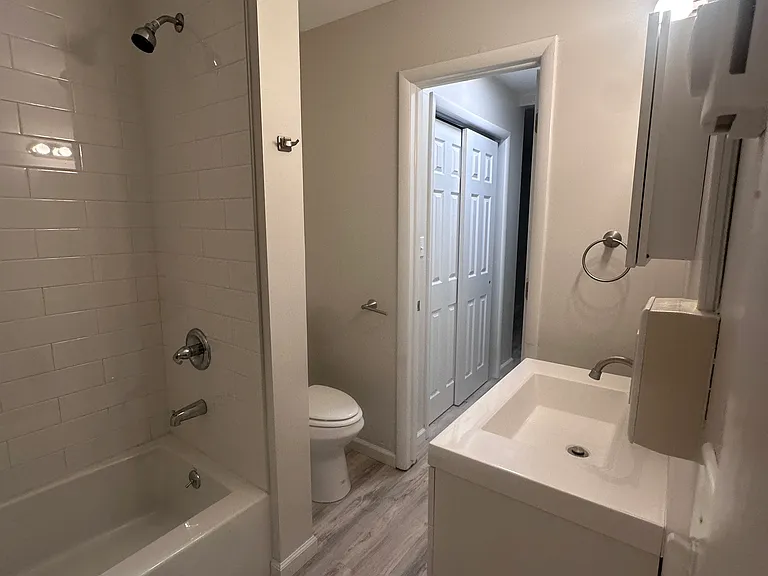 Saugerties Cove View Apartment Homes LLC — Photo 14