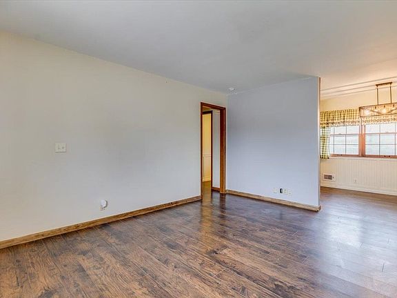 4th image of 4543 S Martinson Ave