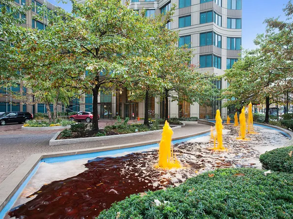 400 N La Salle St #2207, Chicago, IL 60605