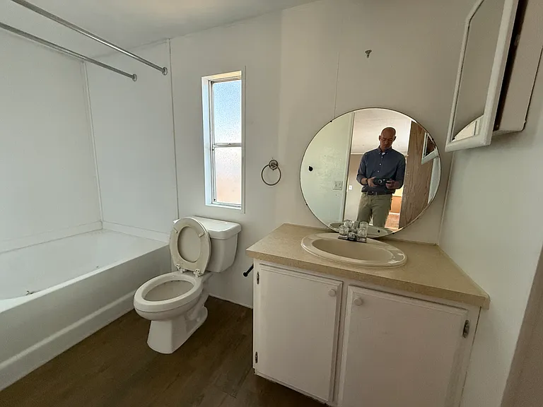 102 E Ahtanum Rd #4 — Photo 14