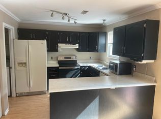 1744 S Wisteria Dr, Saint Charles, MO 63303