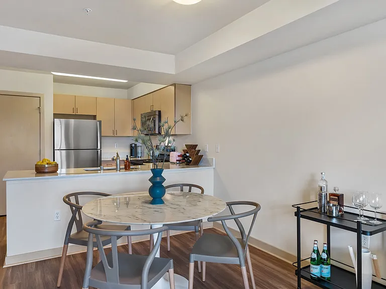 Thornton Place — Photo 17