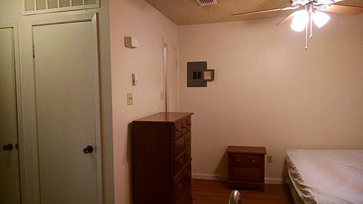 2nd image of 1617 N Main St APT C