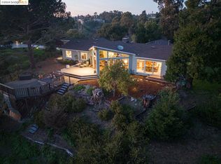 11452 Lochard St, Oakland, CA