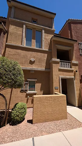 240 W Juniper Ave Photo 1