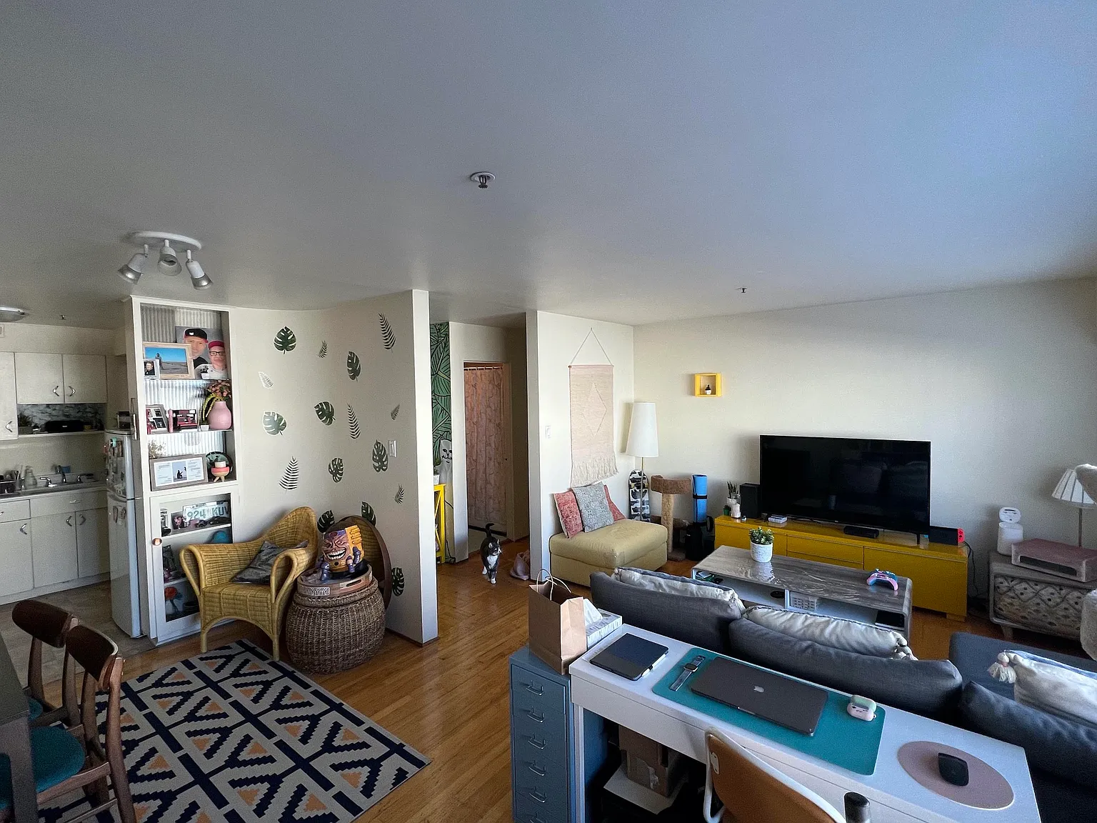 Edinburgh Apartments — Photo 2