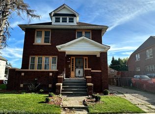 11794 Sanford St, Detroit, MI 48205