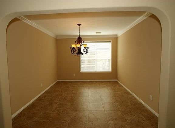 5th image of 1403 Pagedale Dr