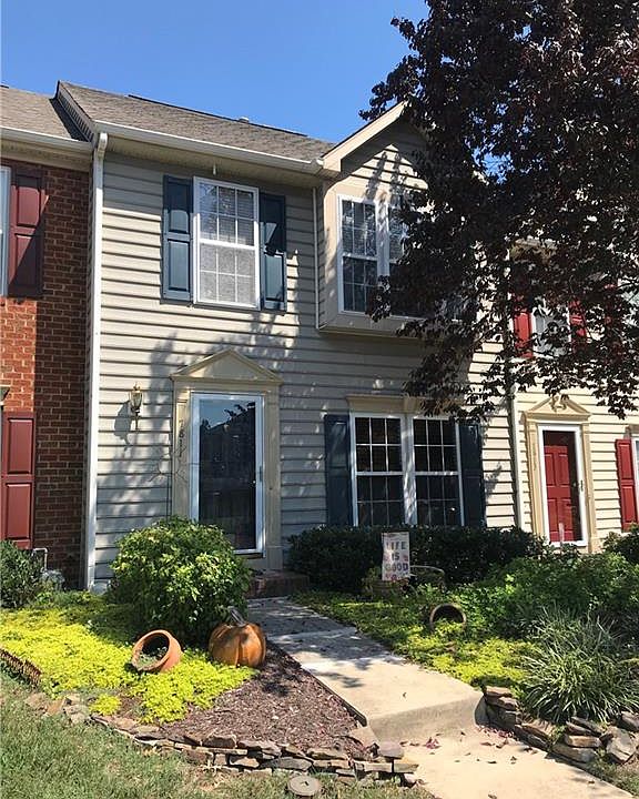 1st image of 7811 Villa Pl #7811