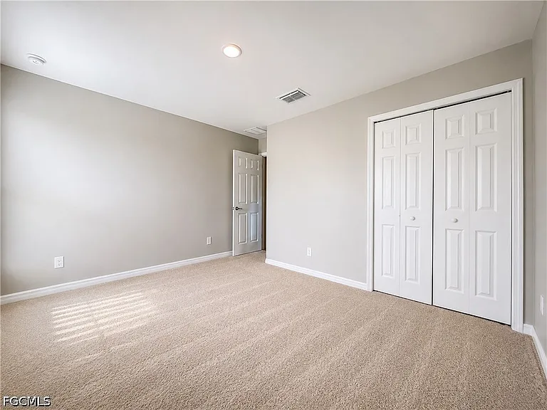 2728 NE 5th Place Cpe — Photo 18