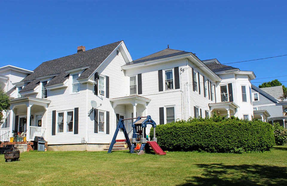 2nd image of 98 Washington St
