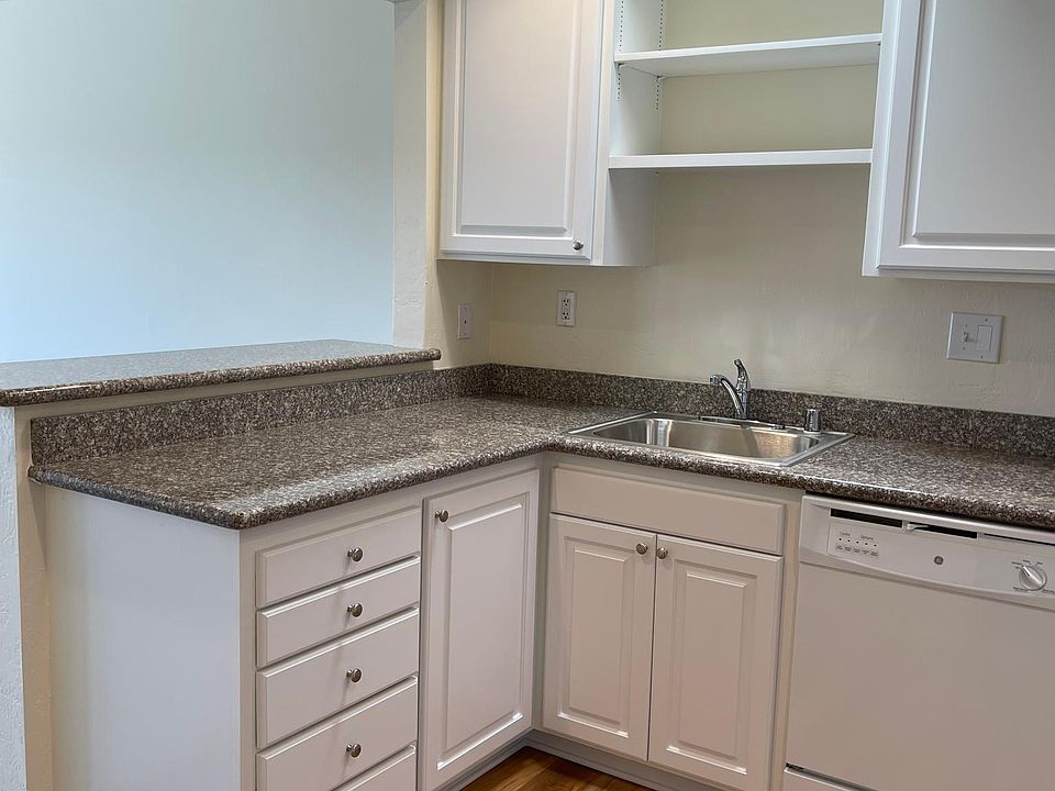 1st image of 1005 S Eliseo Dr #9