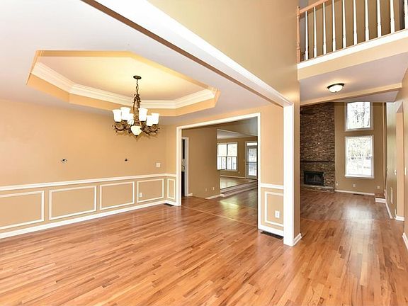 Dining room & Entrance hall