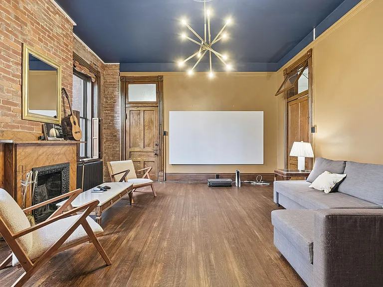 440 Ormsby Ave #A — Photo 8