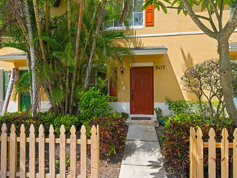 1st image of 507 E Coast Avenue