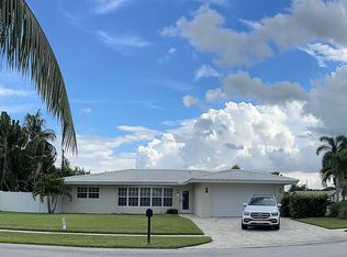 110 Orchard Ridge Ln, Boca Raton, FL 33431