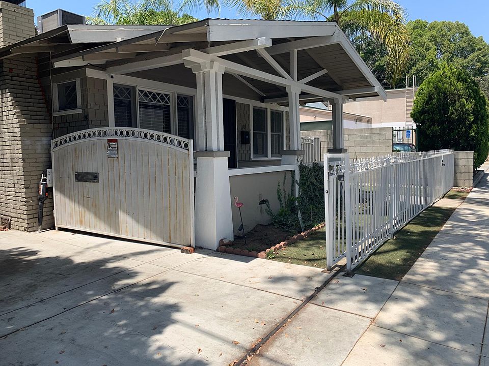 1st image of 101 S Oak Knoll Ave
