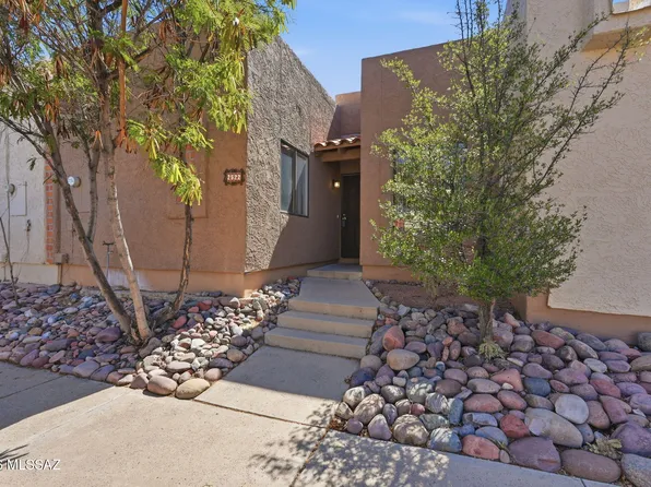 2522 N Ironwood Ridge Dr, Tucson, AZ 85745