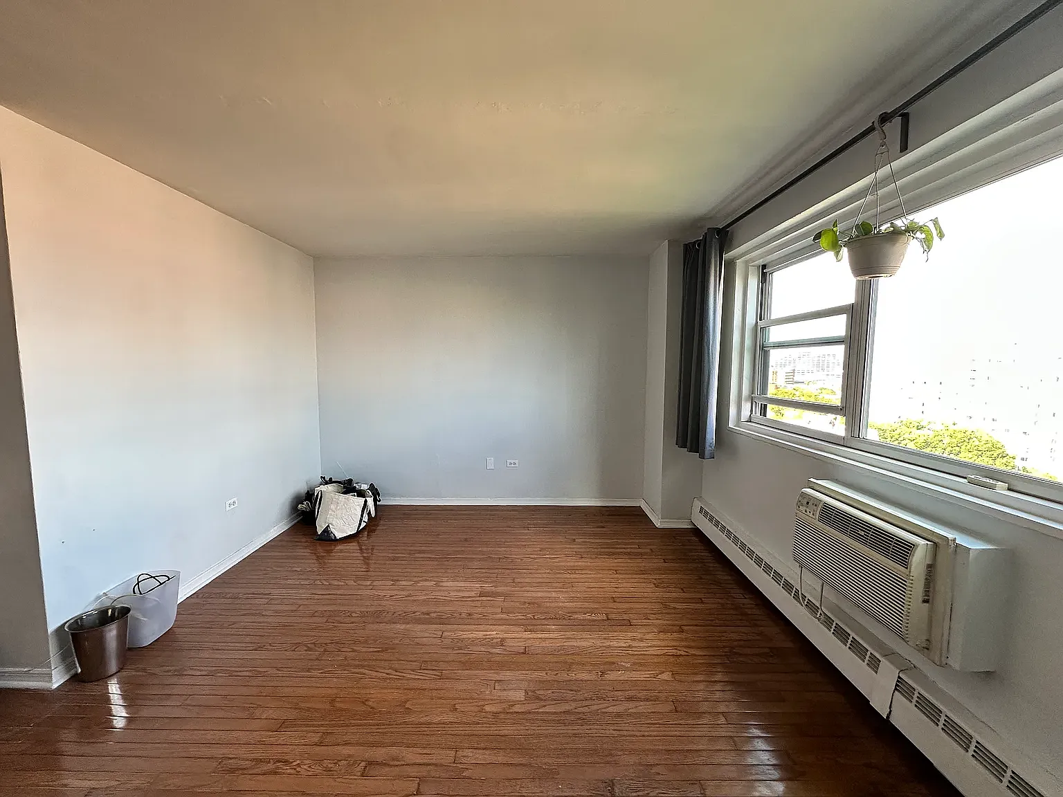 191 Willoughby Street — Photo 2
