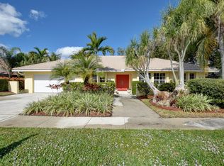 619 SW Carriage Hill Ln, Boca Raton, FL 33486