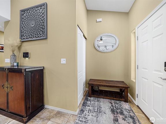 4th image of 442 Copley Drive