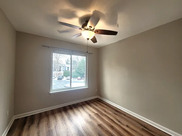 5451 El Camino #5D — Photo 18
