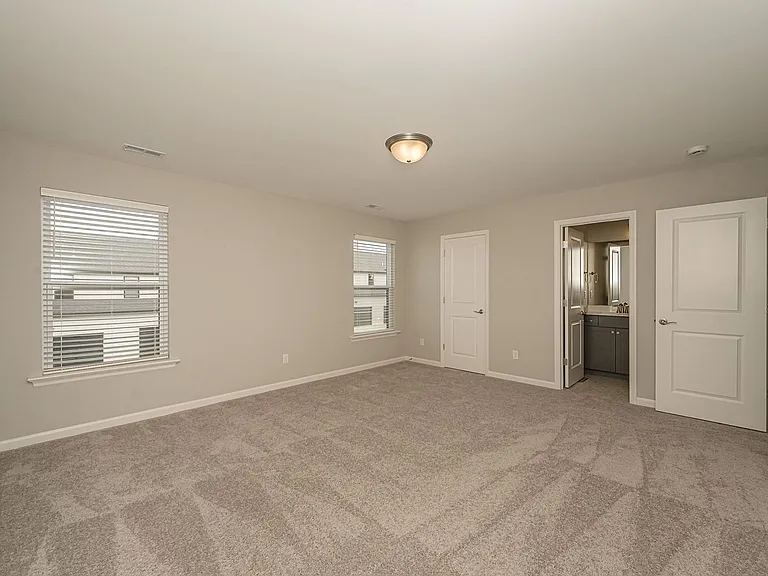 33 Wingtip Ct — Photo 33