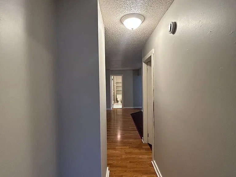 The Heritage House — Photo 10