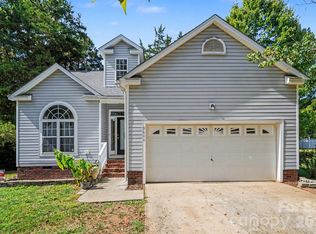 9600 Veronica Dr, Charlotte, NC 28215