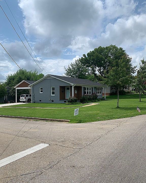 1st image of 1401 Clayton Ave