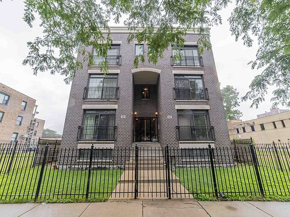 2nd image of 5017 S Prairie Ave #3N
