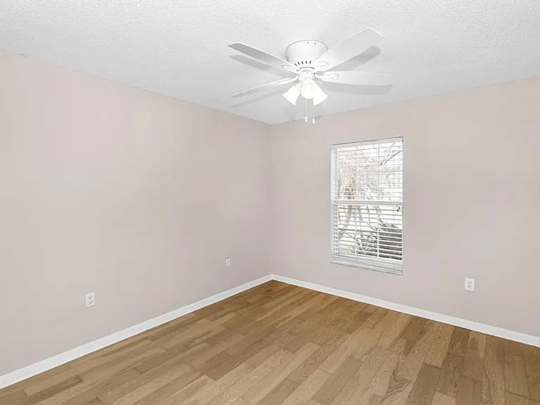 104 Sanderling Dr — Photo 16