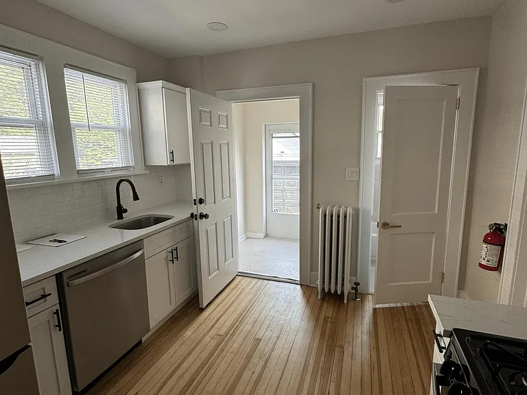177 Bergen St — Photo 11