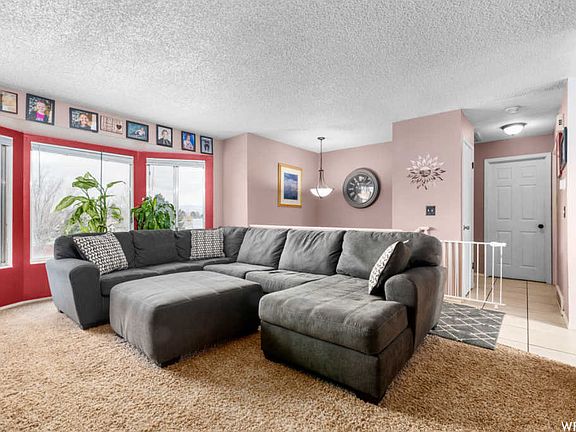 5th image of 3543 W Danube Dr