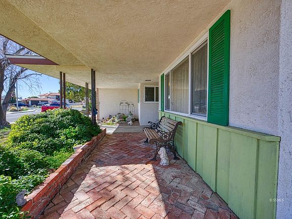 3rd image of 515 N Las Posas St