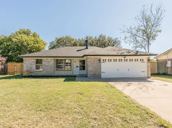 6704 Johnnie Ct, Watauga, TX 76148