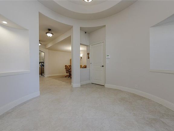 4th image of 9021 Athens Dr