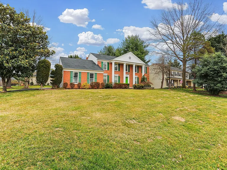 15237 Jones Ln — Photo 6