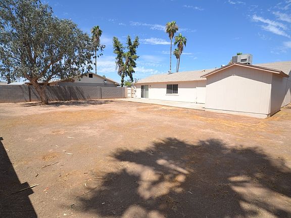 2nd image of 1614 N 61st Dr