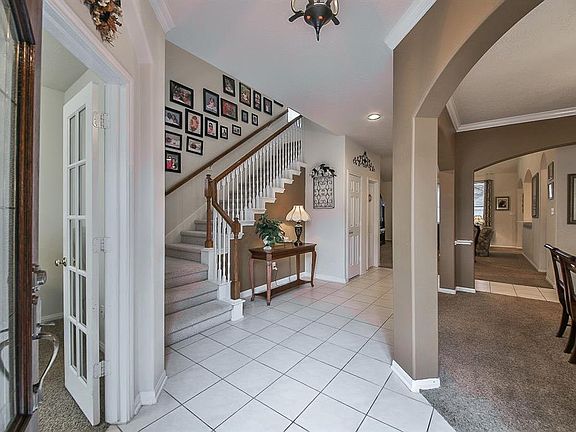 3rd image of 4506 Grove Park Dr
