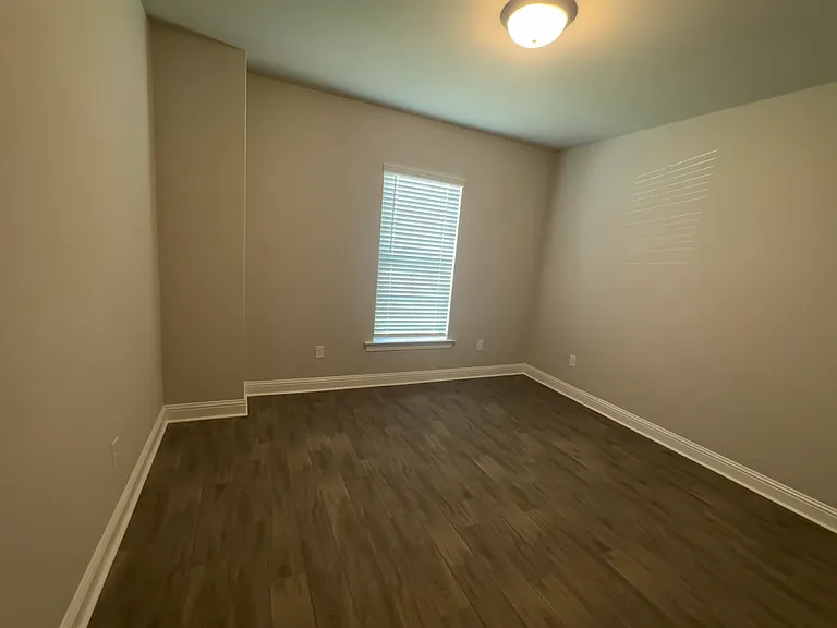 222 Norwell Ln — Photo 18