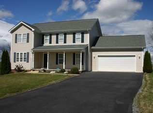 67 Spring Ridge Dr, Stuarts Draft, VA 24477