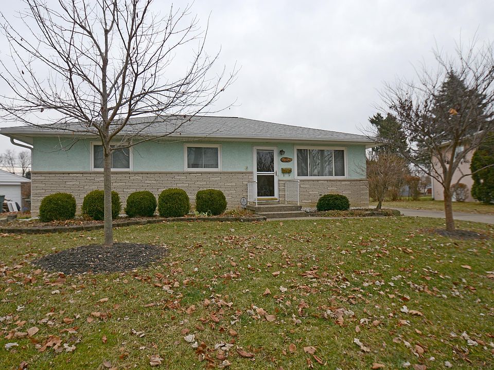 1st image of 1102 Marland Dr N