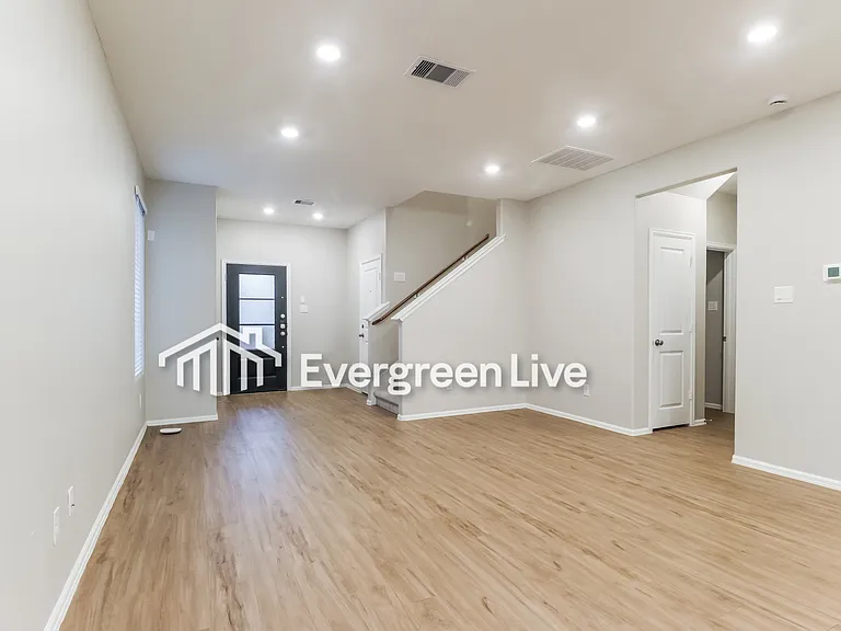 19421 Peppazzi Dr — Photo 8