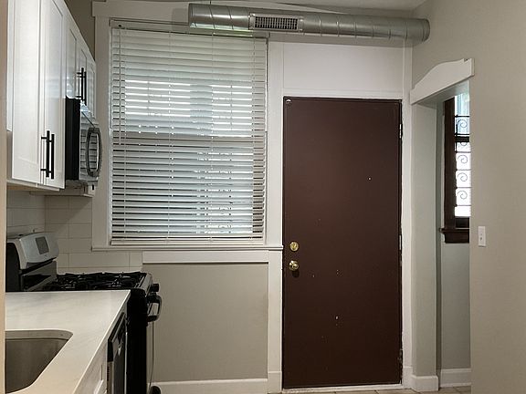 3rd image of 6111 S Greenwood Ave #1S