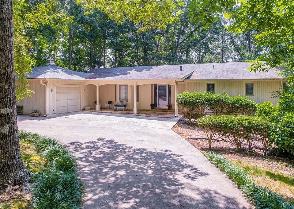 1st image of 535 Westwoods Dr