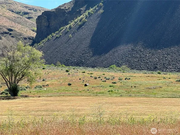 1074 Palisades Rd Lot#2, Palisades, WA 98845