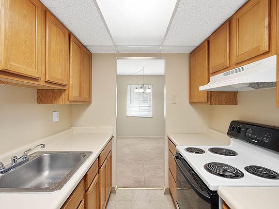 2nd image of 100 Briaridge Dr #108-C