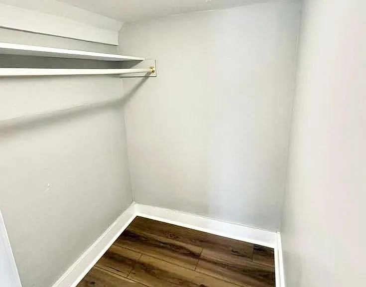 466 Main St #2 — Photo 9