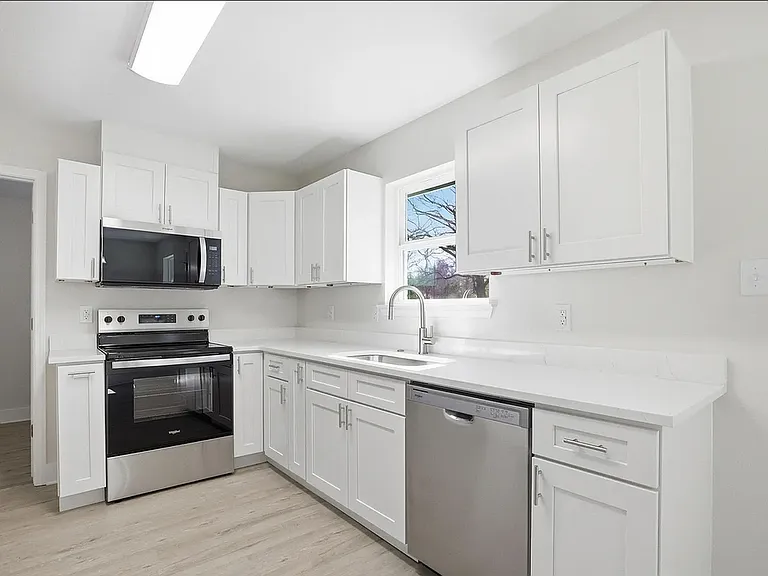 4224 N Star Ave — Photo 6